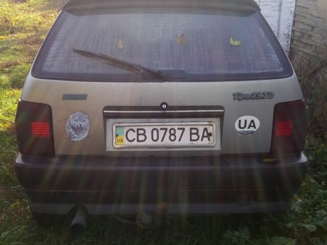 Серый Фиат Типо, объемом двигателя 1.9 л и пробегом 344 тыс. км за 595 $, фото 4 на Automoto.ua