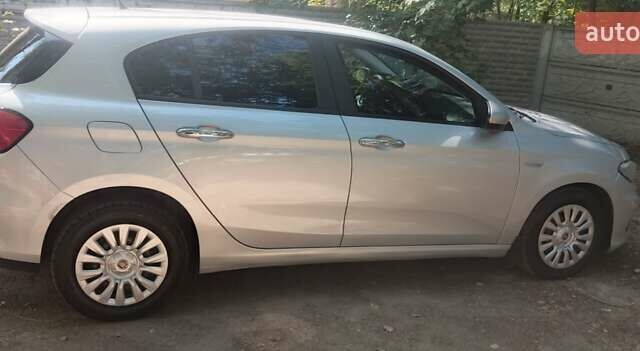 Сірий Фіат Тіпо, об'ємом двигуна 1.37 л та пробігом 209 тис. км за 7500 $, фото 2 на Automoto.ua