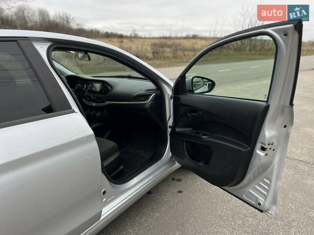 Сірий Фіат Тіпо, об'ємом двигуна 1.37 л та пробігом 89 тис. км за 12000 $, фото 16 на Automoto.ua