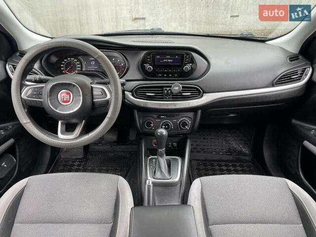 Сірий Фіат Тіпо, об'ємом двигуна 1.6 л та пробігом 155 тис. км за 8290 $, фото 15 на Automoto.ua