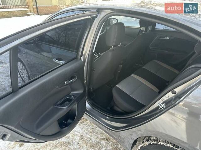 Серый Фиат Типо, объемом двигателя 1.37 л и пробегом 93 тыс. км за 9000 $, фото 15 на Automoto.ua