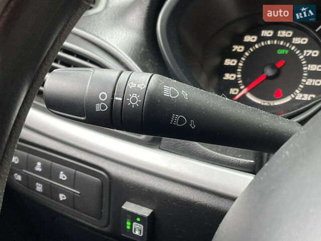 Сірий Фіат Тіпо, об'ємом двигуна 1.6 л та пробігом 155 тис. км за 8290 $, фото 18 на Automoto.ua