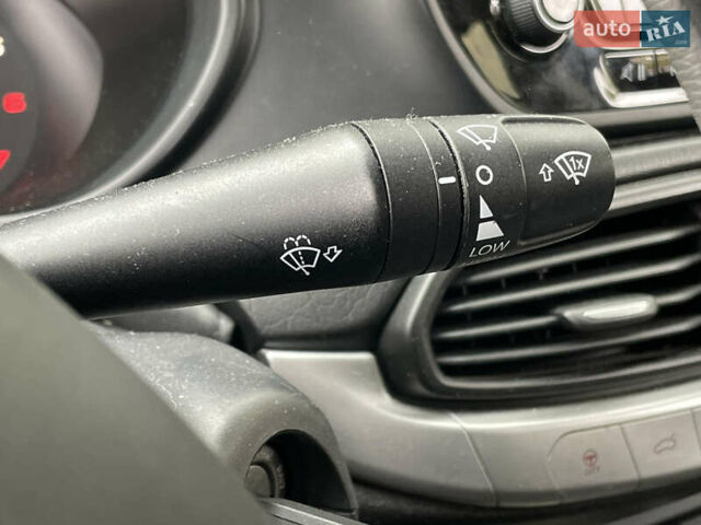 Сірий Фіат Тіпо, об'ємом двигуна 1.6 л та пробігом 155 тис. км за 8290 $, фото 19 на Automoto.ua