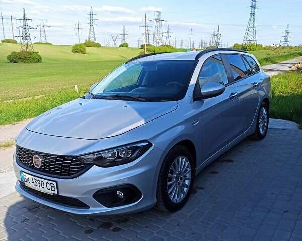 Серый Фиат Типо, объемом двигателя 1.6 л и пробегом 65 тыс. км за 13100 $, фото 1 на Automoto.ua
