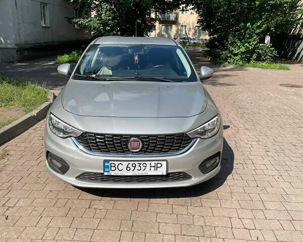 Серый Фиат Типо, объемом двигателя 1.6 л и пробегом 72 тыс. км за 10000 $, фото 6 на Automoto.ua