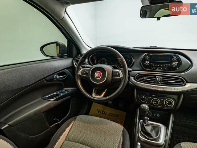 Серый Фиат Типо, объемом двигателя 1.4 л и пробегом 103 тыс. км за 8434 $, фото 10 на Automoto.ua