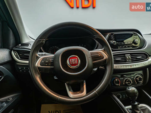 Серый Фиат Типо, объемом двигателя 1.4 л и пробегом 103 тыс. км за 8434 $, фото 11 на Automoto.ua