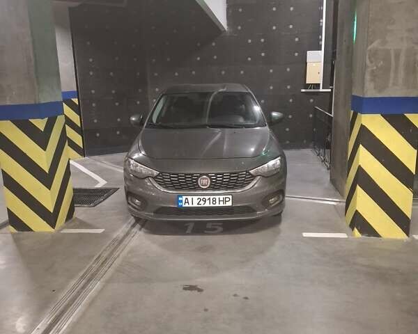 Сірий Фіат Тіпо, об'ємом двигуна 1.37 л та пробігом 140 тис. км за 8500 $, фото 5 на Automoto.ua