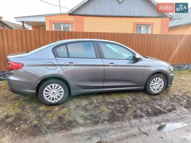 Сірий Фіат Тіпо, об'ємом двигуна 1.37 л та пробігом 140 тис. км за 8500 $, фото 4 на Automoto.ua