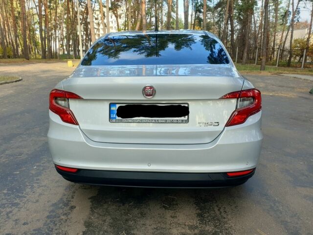 Серый Фиат Типо, объемом двигателя 0 л и пробегом 153 тыс. км за 9000 $, фото 2 на Automoto.ua