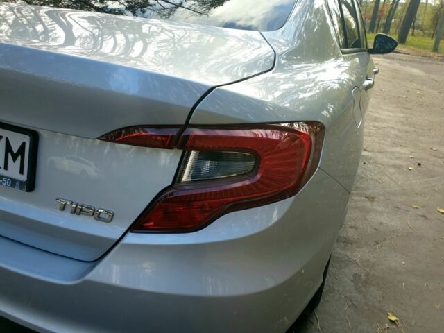 Серый Фиат Типо, объемом двигателя 0 л и пробегом 153 тыс. км за 9000 $, фото 8 на Automoto.ua