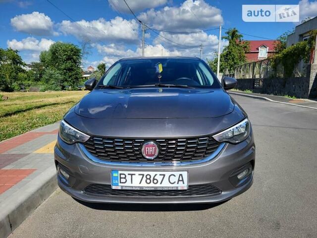 Серый Фиат Типо, объемом двигателя 1.37 л и пробегом 55 тыс. км за 8800 $, фото 5 на Automoto.ua