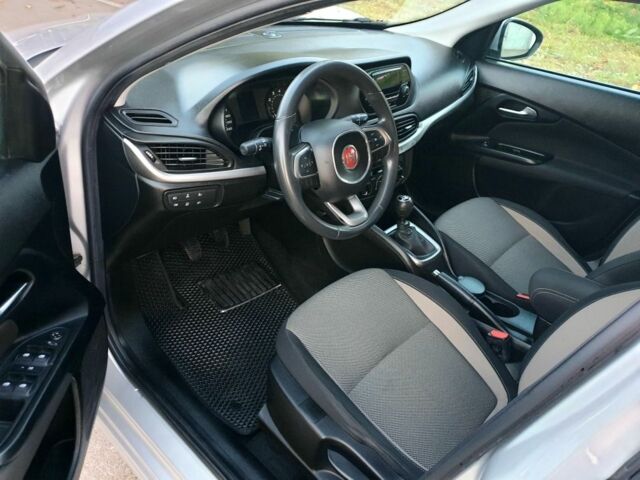 Серый Фиат Типо, объемом двигателя 0 л и пробегом 153 тыс. км за 9000 $, фото 11 на Automoto.ua