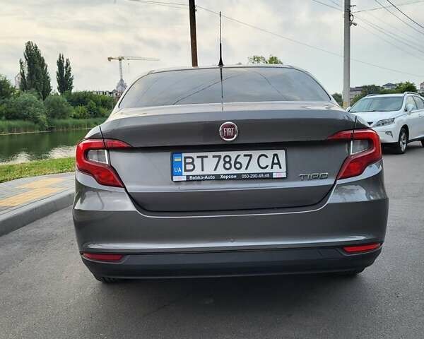 Серый Фиат Типо, объемом двигателя 1.37 л и пробегом 55 тыс. км за 8800 $, фото 8 на Automoto.ua