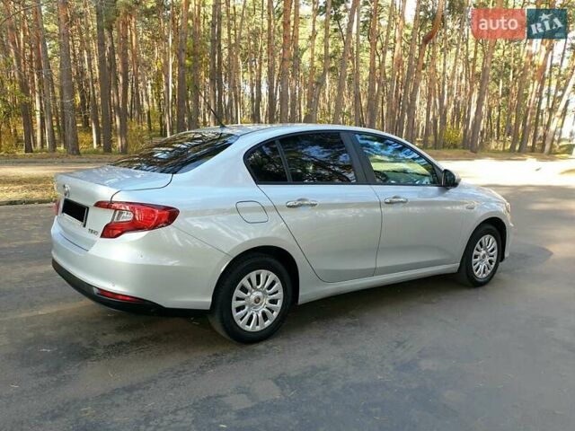 Серый Фиат Типо, объемом двигателя 1.37 л и пробегом 153 тыс. км за 9200 $, фото 4 на Automoto.ua