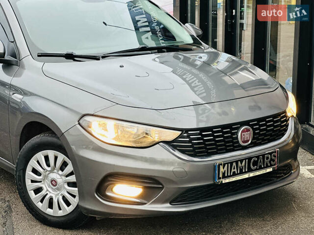 Серый Фиат Типо, объемом двигателя 1.4 л и пробегом 93 тыс. км за 8900 $, фото 1 на Automoto.ua