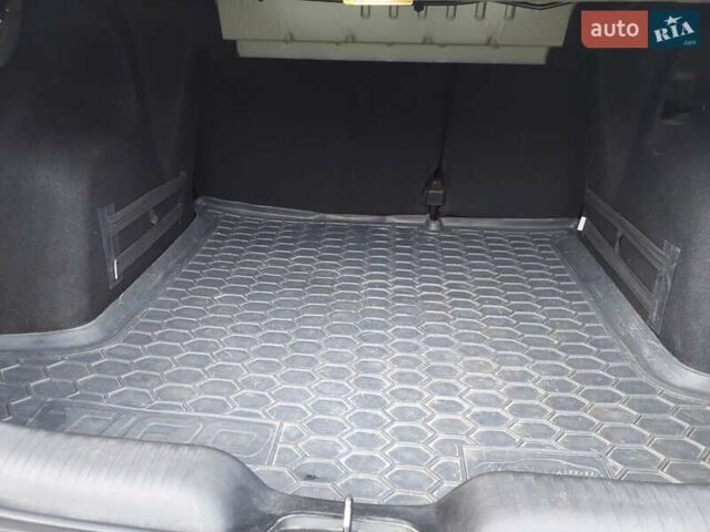 Серый Фиат Типо, объемом двигателя 1.37 л и пробегом 78 тыс. км за 8800 $, фото 10 на Automoto.ua