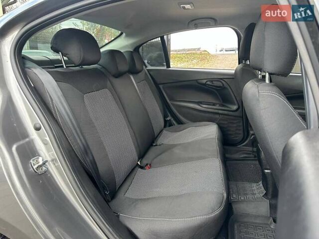 Сірий Фіат Тіпо, об'ємом двигуна 1.37 л та пробігом 78 тис. км за 9490 $, фото 10 на Automoto.ua