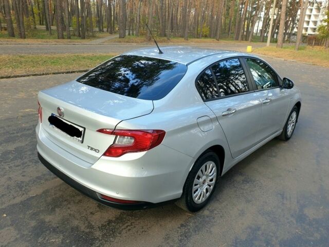 Серый Фиат Типо, объемом двигателя 0 л и пробегом 153 тыс. км за 9000 $, фото 4 на Automoto.ua