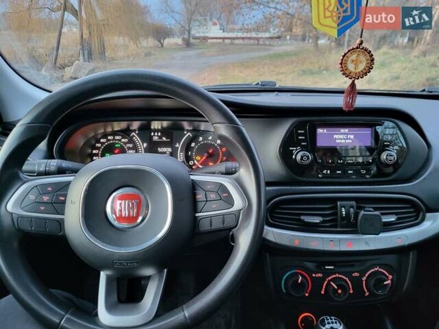 Серый Фиат Типо, объемом двигателя 1.37 л и пробегом 55 тыс. км за 8800 $, фото 25 на Automoto.ua