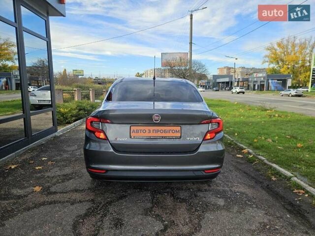 Серый Фиат Типо, объемом двигателя 1.37 л и пробегом 100 тыс. км за 9500 $, фото 3 на Automoto.ua