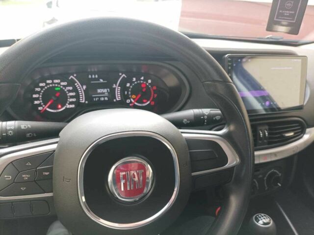 Фіат Тіпо 2020 у Києві на Automoto.ua Сірий Фіат Тіпо, об'ємом двигуна 1.4 л та пробігом 30 тис. км за 10042 $, фото 8 на Automoto.ua