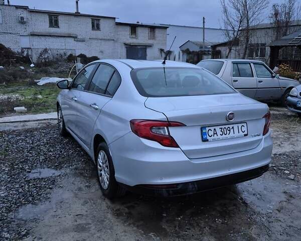 Серый Фиат Типо, объемом двигателя 1.37 л и пробегом 35 тыс. км за 11500 $, фото 2 на Automoto.ua