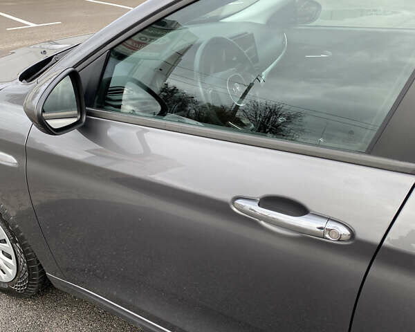 Серый Фиат Типо, объемом двигателя 1.37 л и пробегом 30 тыс. км за 9800 $, фото 19 на Automoto.ua