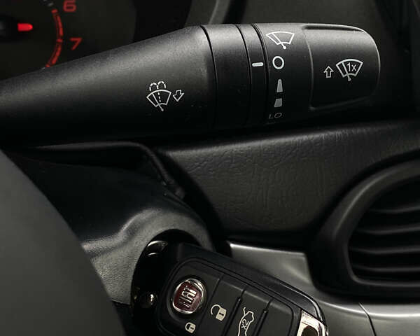 Серый Фиат Типо, объемом двигателя 1.37 л и пробегом 30 тыс. км за 9800 $, фото 50 на Automoto.ua