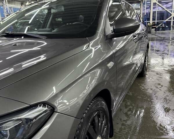 Сірий Фіат Тіпо, об'ємом двигуна 1.6 л та пробігом 243 тис. км за 10999 $, фото 9 на Automoto.ua