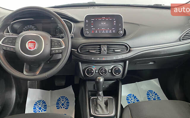 Серый Фиат Типо, объемом двигателя 1.6 л и пробегом 202 тыс. км за 10650 $, фото 16 на Automoto.ua