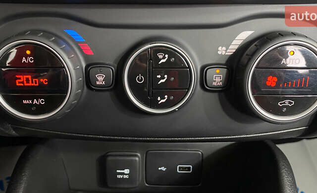 Серый Фиат Типо, объемом двигателя 1.6 л и пробегом 202 тыс. км за 10650 $, фото 17 на Automoto.ua