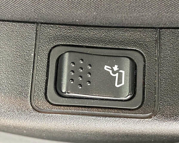 Серый Фиат Типо, объемом двигателя 1.6 л и пробегом 202 тыс. км за 10650 $, фото 13 на Automoto.ua