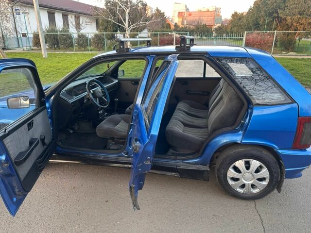 Синий Фиат Типо, объемом двигателя 1.4 л и пробегом 200 тыс. км за 1100 $, фото 5 на Automoto.ua