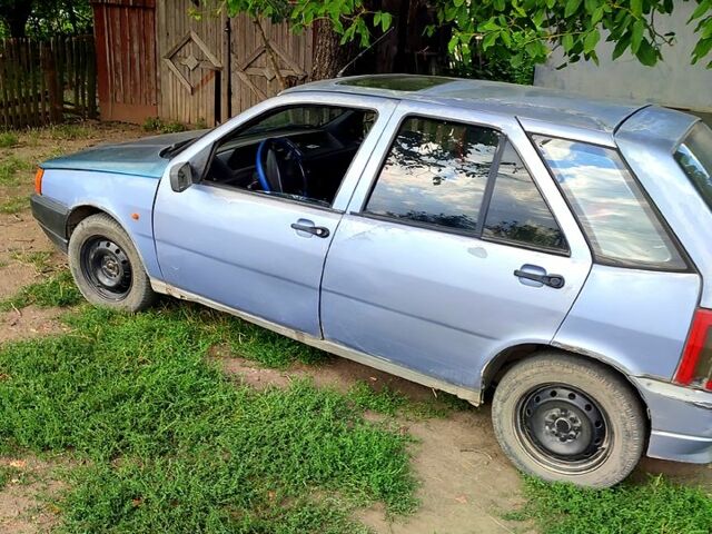 Синий Фиат Типо, объемом двигателя 1.4 л и пробегом 148 тыс. км за 500 $, фото 1 на Automoto.ua