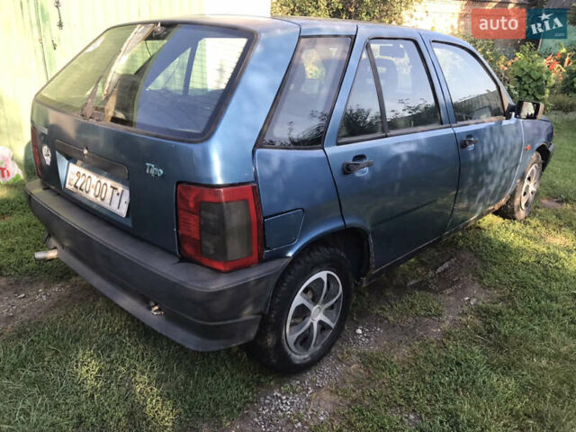 Синій Фіат Тіпо, об'ємом двигуна 1.4 л та пробігом 324 тис. км за 550 $, фото 2 на Automoto.ua