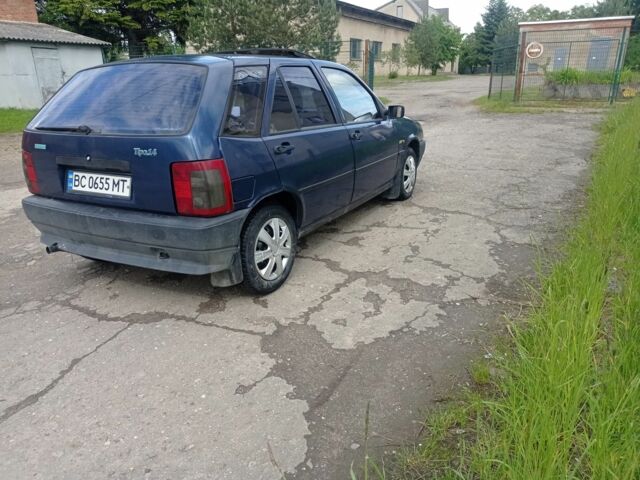 Синий Фиат Типо, объемом двигателя 1.4 л и пробегом 169 тыс. км за 1800 $, фото 8 на Automoto.ua