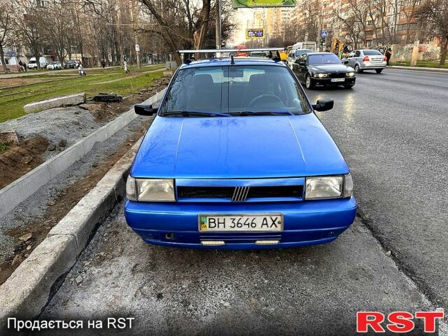 Синий Фиат Типо, объемом двигателя 1.4 л и пробегом 200 тыс. км за 850 $, фото 1 на Automoto.ua
