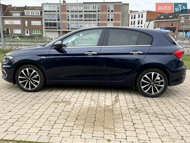 Синий Фиат Типо, объемом двигателя 1.6 л и пробегом 170 тыс. км за 10300 $, фото 1 на Automoto.ua