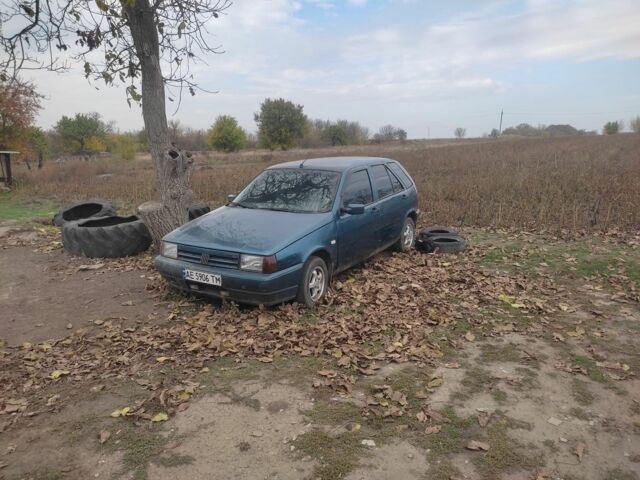 Зеленый Фиат Типо, объемом двигателя 1.4 л и пробегом 300 тыс. км за 956 $, фото 3 на Automoto.ua