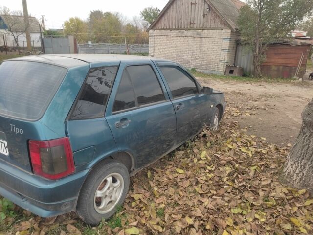 Зеленый Фиат Типо, объемом двигателя 1.4 л и пробегом 300 тыс. км за 956 $, фото 1 на Automoto.ua