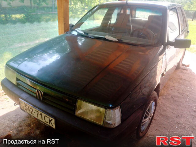 Зеленый Фиат Типо, объемом двигателя 1.4 л и пробегом 0 тыс. км за 1000 $, фото 2 на Automoto.ua