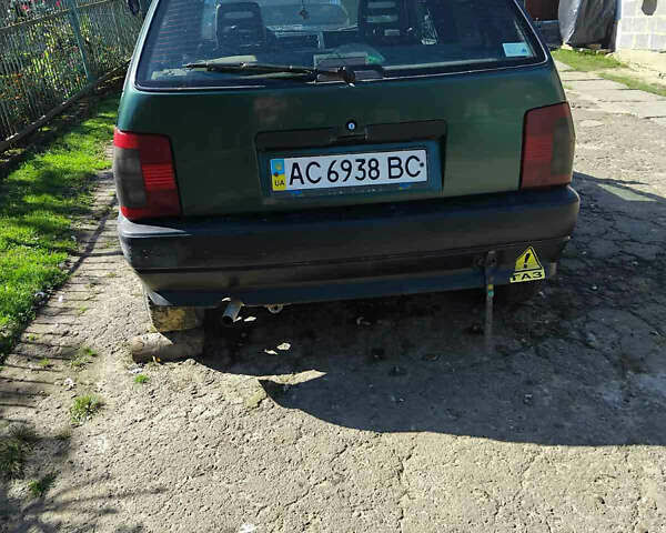 Фиат Типо 1991 в Новый Роздол на Automoto.ua Зеленый Фиат Типо, объемом двигателя 1.49 л и пробегом 200 тыс. км за 800 $, фото 5 на Automoto.ua