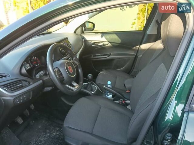 Зеленый Фиат Типо, объемом двигателя 1.37 л и пробегом 39 тыс. км за 9850 $, фото 4 на Automoto.ua
