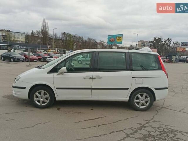 Белый Фиат Улиси, объемом двигателя 2.18 л и пробегом 305 тыс. км за 7000 $, фото 6 на Automoto.ua