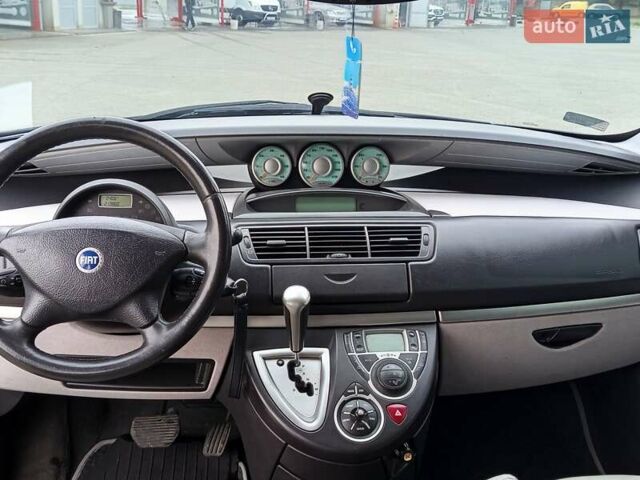 Черный Фиат Улиси, объемом двигателя 2 л и пробегом 220 тыс. км за 5100 $, фото 5 на Automoto.ua