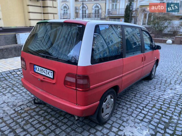 Красный Фиат Улиси, объемом двигателя 2 л и пробегом 220 тыс. км за 2999 $, фото 9 на Automoto.ua