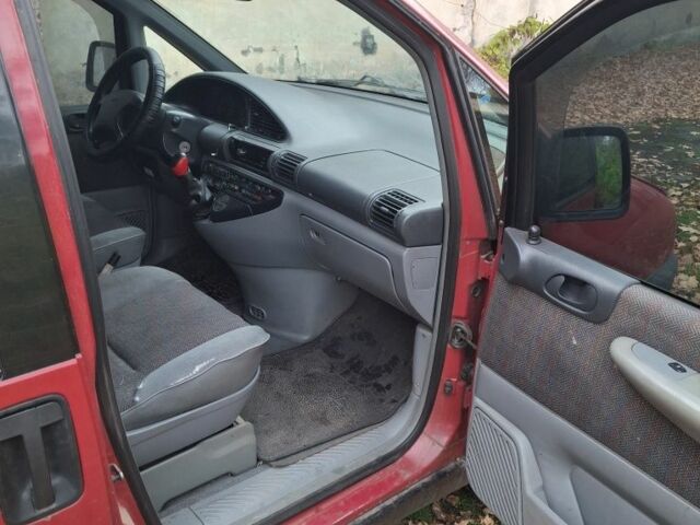 Красный Фиат Улиси, объемом двигателя 2 л и пробегом 360 тыс. км за 2000 $, фото 4 на Automoto.ua