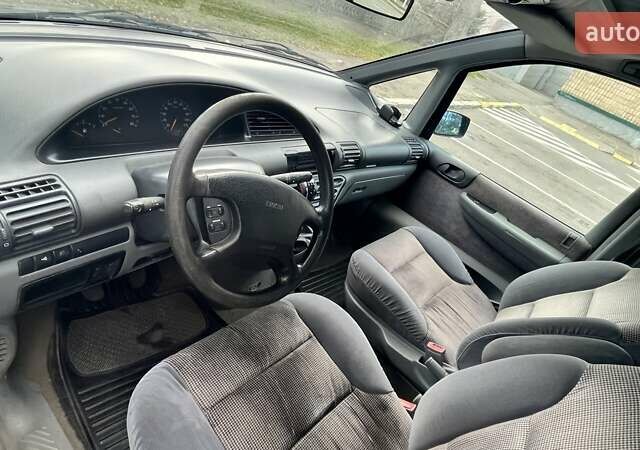 Красный Фиат Улиси, объемом двигателя 1.98 л и пробегом 183 тыс. км за 3800 $, фото 2 на Automoto.ua