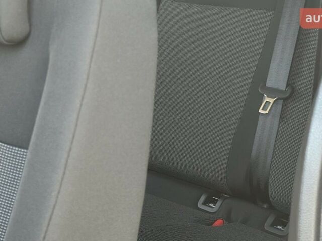 Фиат Улиси, объемом двигателя 2 л и пробегом 0 тыс. км за 45236 $, фото 11 на Automoto.ua